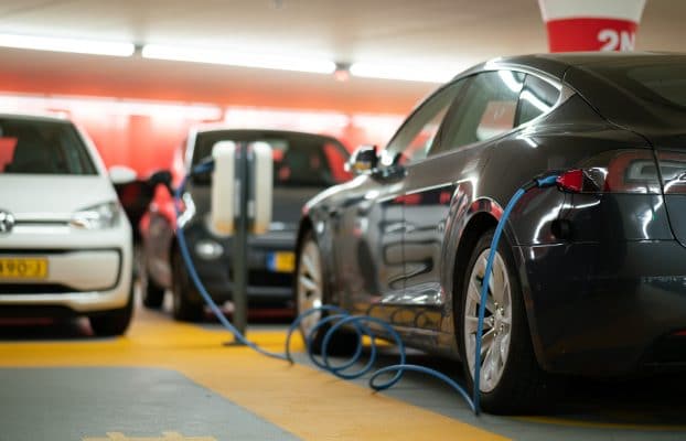 7 Ways The Awesense Platform Prepares The Distribution Grid for EVs